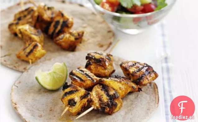 Brochetas de pollo masala