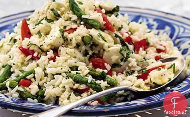 Ensalada de arroz de verano con menta
