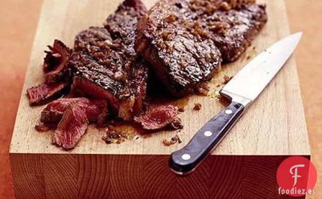 Bistec chisporroteante con adobo de chalota