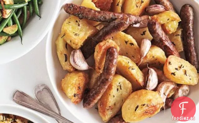 Patatas asadas al romero y ajo con chipolatas