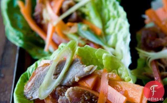 Mini Ensalada Aromática de Pato