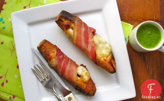 Plátanos Asados con Tocineta y Queso (Plátanos Asados con Tocineta y Queso)