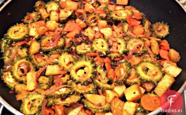 Salteado de Karela O Calabaza Amarga
