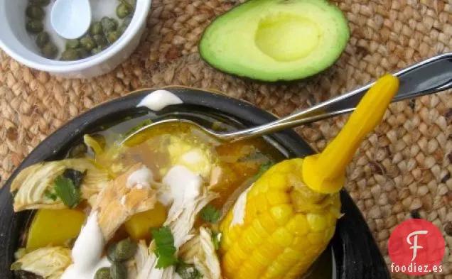 Ajiaco Colombiano (Sopa Colombiana de Pollo y Patata)