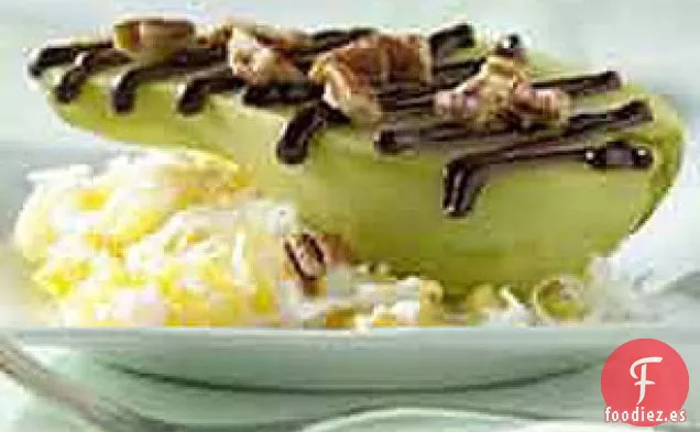 Chayotes Escalfados con Salsa de Chocolate