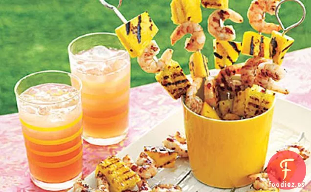 Brochetas de Camarones a La Parrilla con Sabor a Fruta