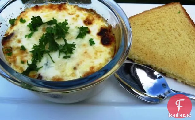 Huevos al Horno con Espárragos y Champiñones