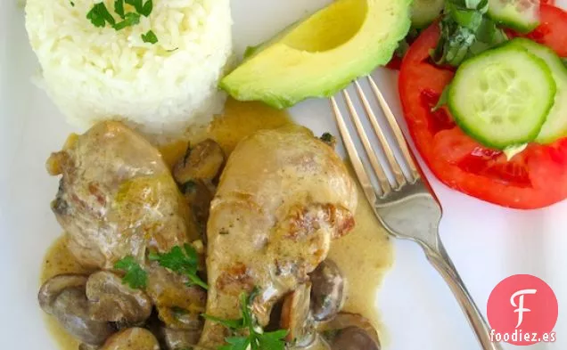 Pollo con Salsa de Champiñones