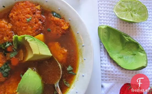 Sopa de Orejas (Sopa de buñuelos de Arroz colombiano)