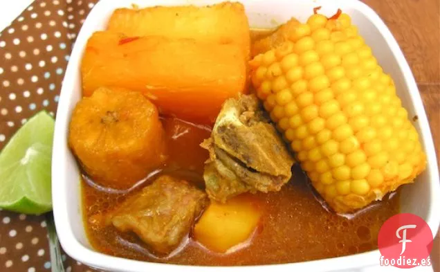 Sancocho de Cerdo (Sopa de Cerdo Colombiana)