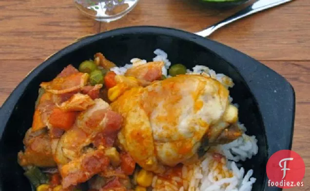 Estofado de Pollo con Tocineta (Estofado de Pollo con Tocino)