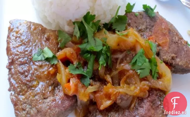 Higado con Salsa Criolla (Hígado con Salsa Criolla)