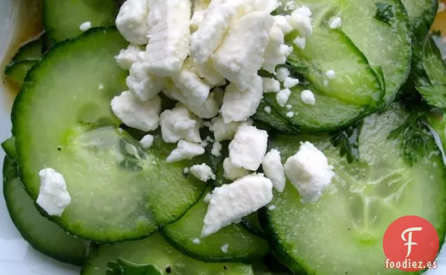 Ensalada de Pepino y Queso Feta