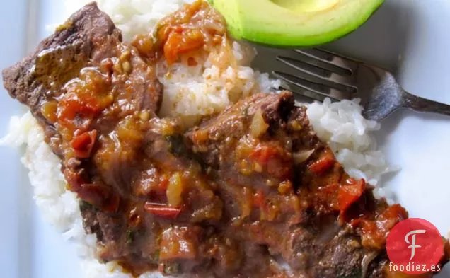 Bistec a la Criolla (Carne Criolla de Estilo Colombiano)
