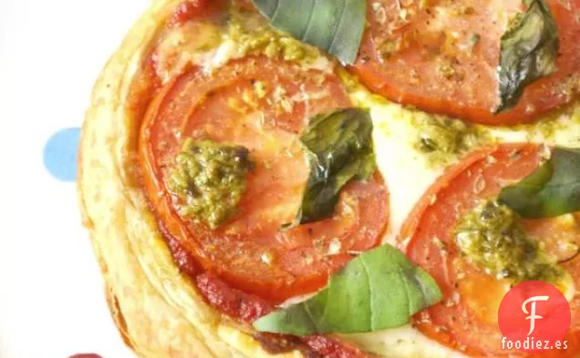 Pastel de Pizza de Hojaldre con Pesto