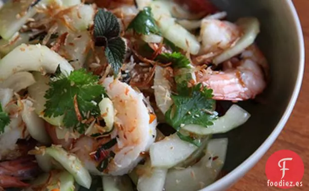 Ensalada Tailandesa De Pepino Y Camarones