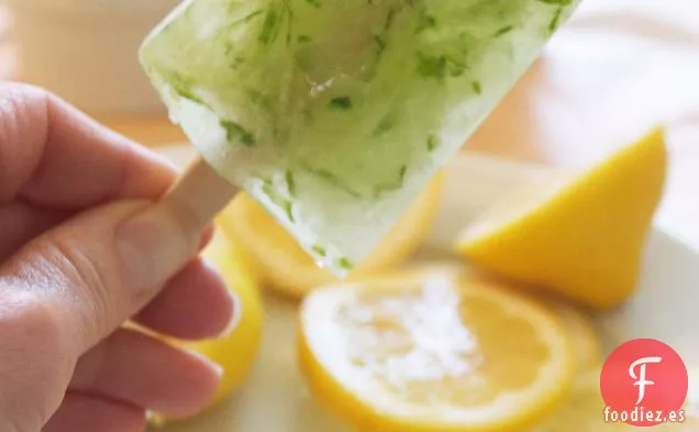 Paletas de Helado de Pepino y Limonada
