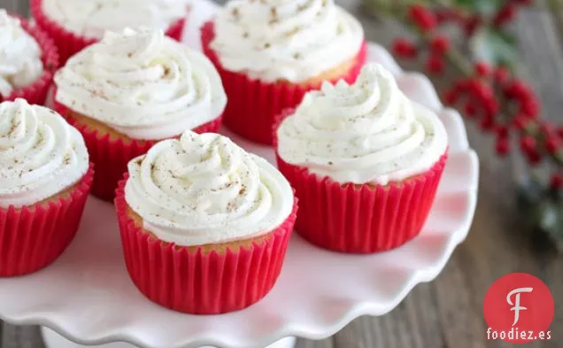 Cupcakes de Ponche de Huevo de 4 Ingredientes
