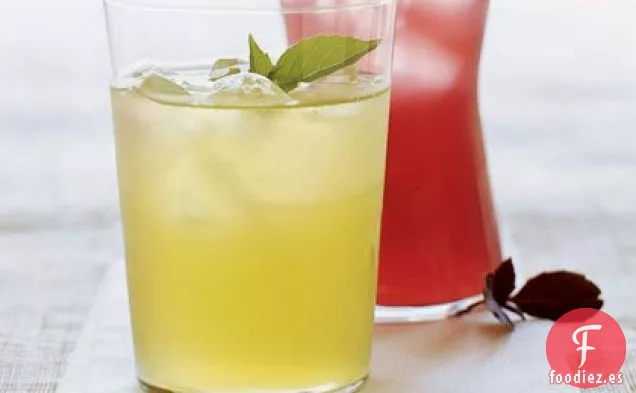 Limonada de Albahaca