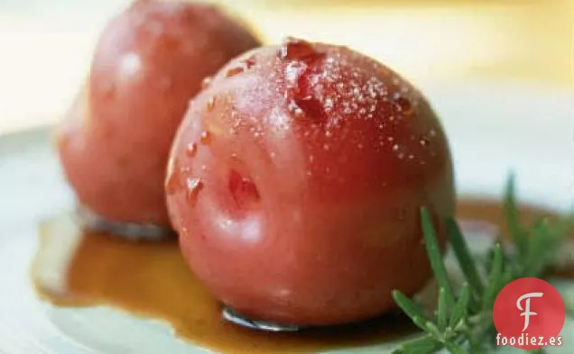 Ciruelas Tostadas con Azúcar y Jarabe de Romero y Balsámico