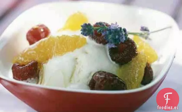Naranjas y Frambuesas con Miel de Lavanda y Yogur