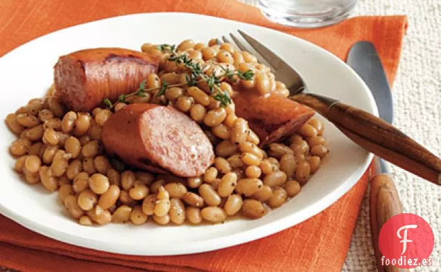 Alubias Pequeñas con Salchicha Ahumada