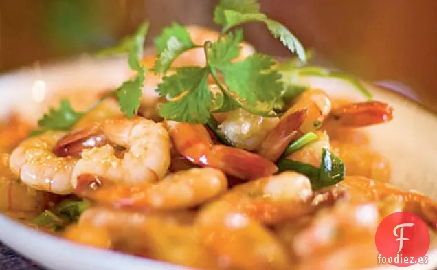 Camarones Salteados con Ajo y Salsa de Chile