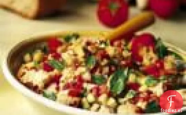 Ensalada De Pan Con Tomates Y Pepinos De Limón