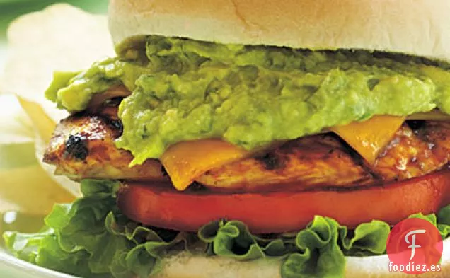 Sándwiches de Pollo a la Parrilla con Aguacate Picante