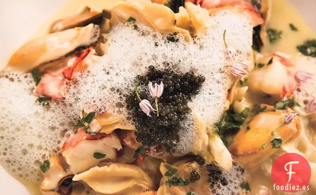 Mariscos con Caldo de Mantequilla y Emulsión de Miel