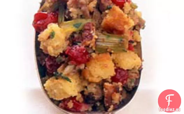 Relleno de Pan de Salchichas, Arándanos y Maíz