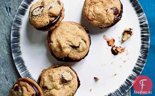 Galletas de Chocolate Rellenas de Ganache