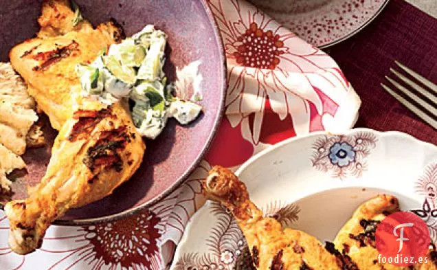 Pollo a la Parrilla Tandoori con Raita de Menta