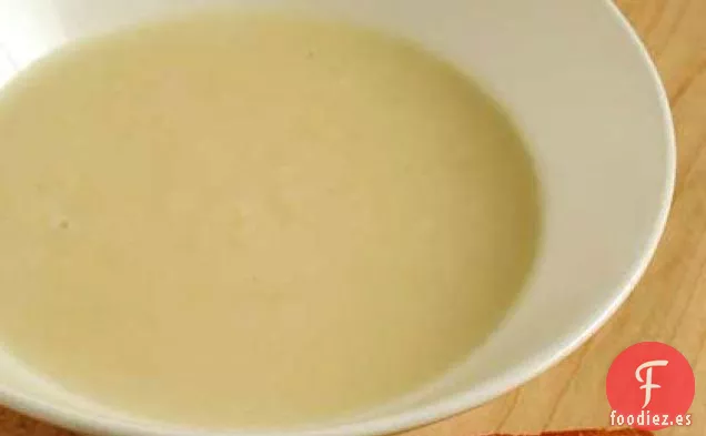 Sopa de Manzana con Croutones de Pastel
