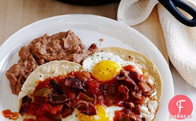 Huevos Rancheros con Tocino