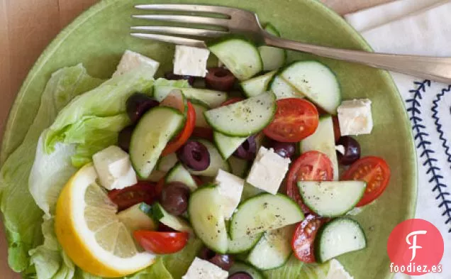 Ensalada de Pepino, Tomate y Queso Feta