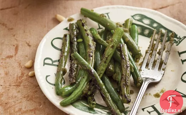 Judías Verdes Carbonizadas con Pesto de Verbena de Limón