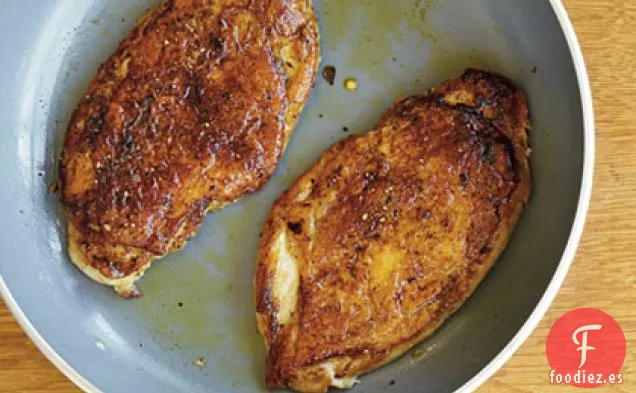 Pollo Bajo un Ladrillo