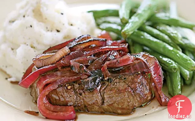 Filetes de Lomo con Mermelada de Cebolla Morada