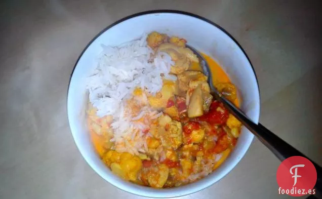 Curry De Coliflor Con Pollo