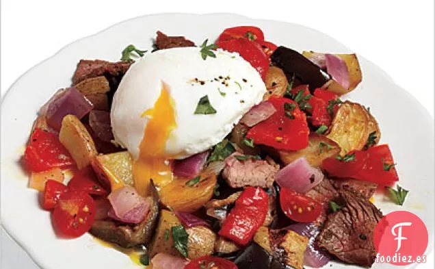 Hachís de Carne con Huevos Escalfados