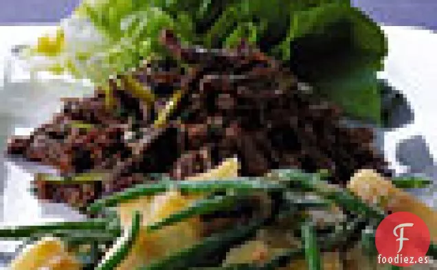 Ensalada De Ternera Con Patatas Y Cornichons
