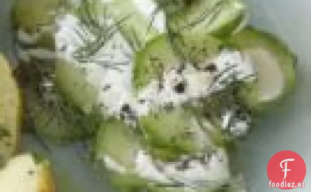 Ensalada De Pepino Con Eneldo