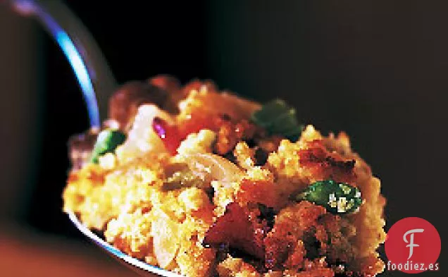 Relleno de Pan de Castañas, Tocino, Manzana Seca y Maíz