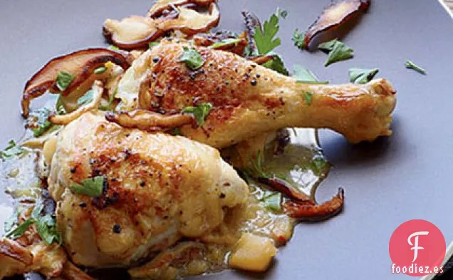 Pollo Estofado con Manzanas y Calvados