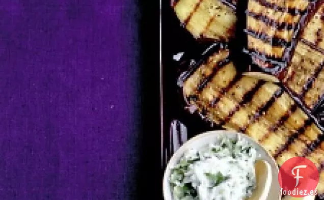 Berenjena A La Parrilla Con Salsa De Yogur