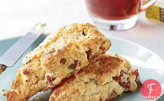 Bollos Salados de Jamón y Parmesano