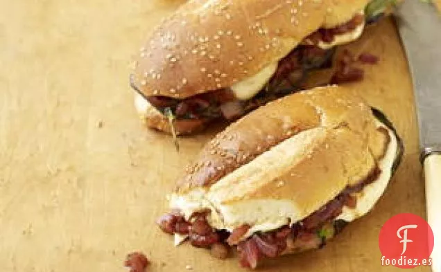 Sándwiches De Berenjena A La Parrilla Con Mozzarella Y Mermelada De Tomate