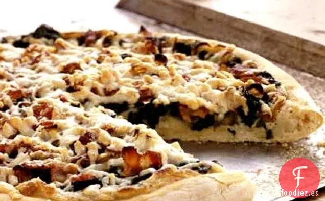 Espinacas, Cebolla Caramelizada y Pizza de Tocino