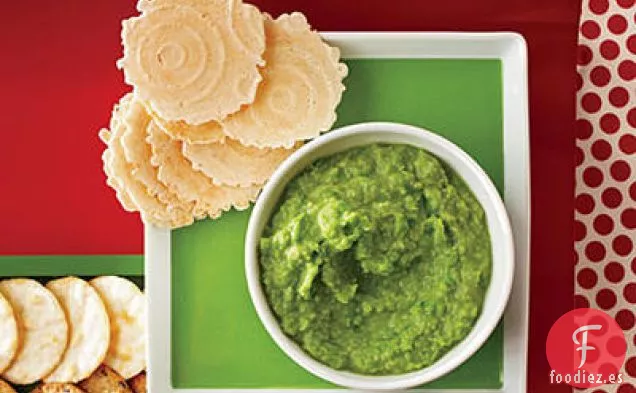 Ensalada de Pollo con Nueces y Aderezo Roquefort